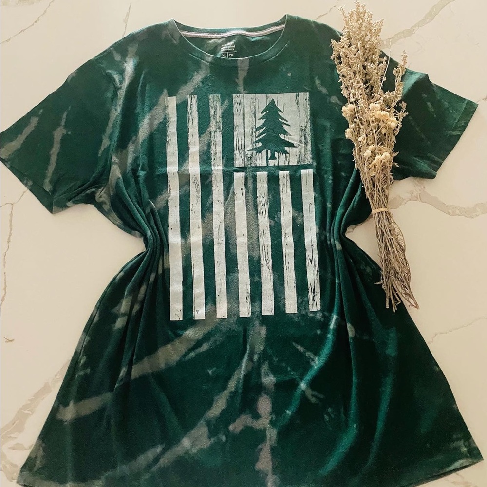 XL- Christmas T shirt